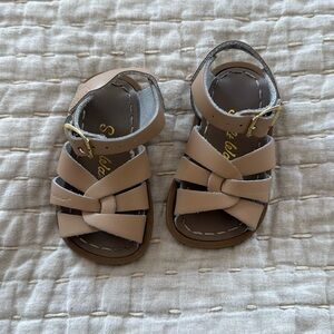 Saltwater sandals
